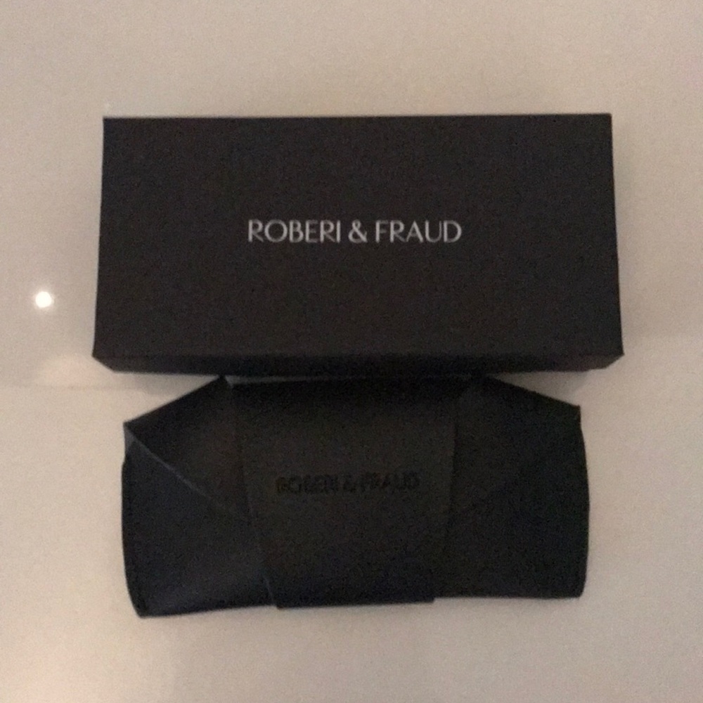 Roberi & Fraud Gold Doris 2.0 sunglasses